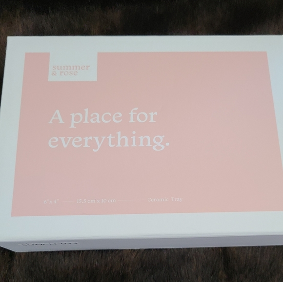 Summer & Rose A place for everything - Picture 2 of 4